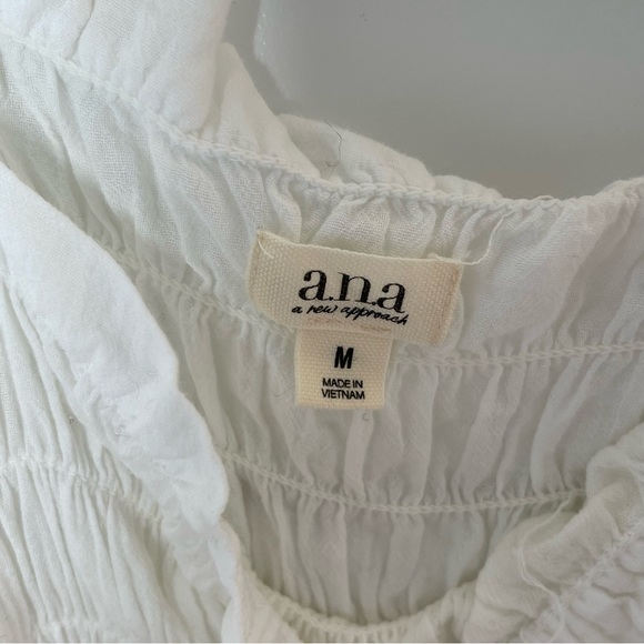 a.n.a. A new approach Shirred Short Sleeve Peasant Top blouse white Medium. - Picture 6 of 10